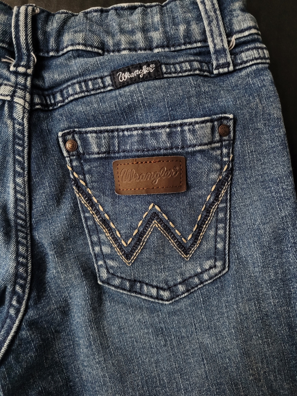 Wrangler Kids Classic Blue Denim Jeans Pants 10 Regular Boot Cut